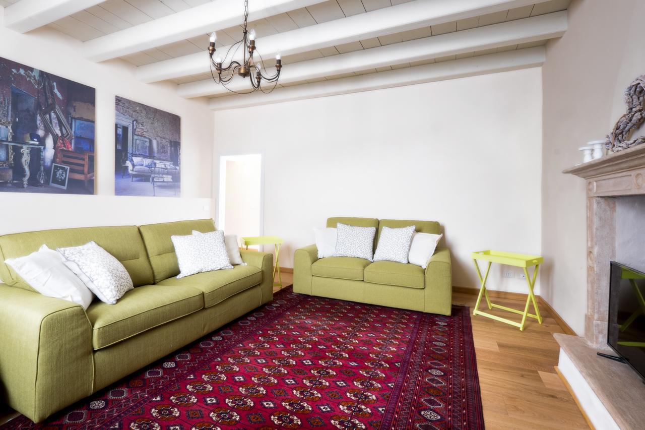Dall Ingles Bed & Breakfast Cavriana Exteriér fotografie